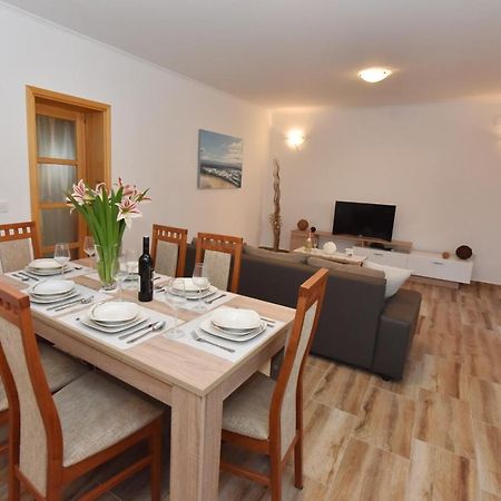 Lea Apartment Sibenik Luaran gambar