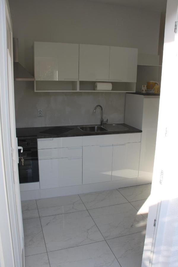 Lea Apartment Sibenik Luaran gambar