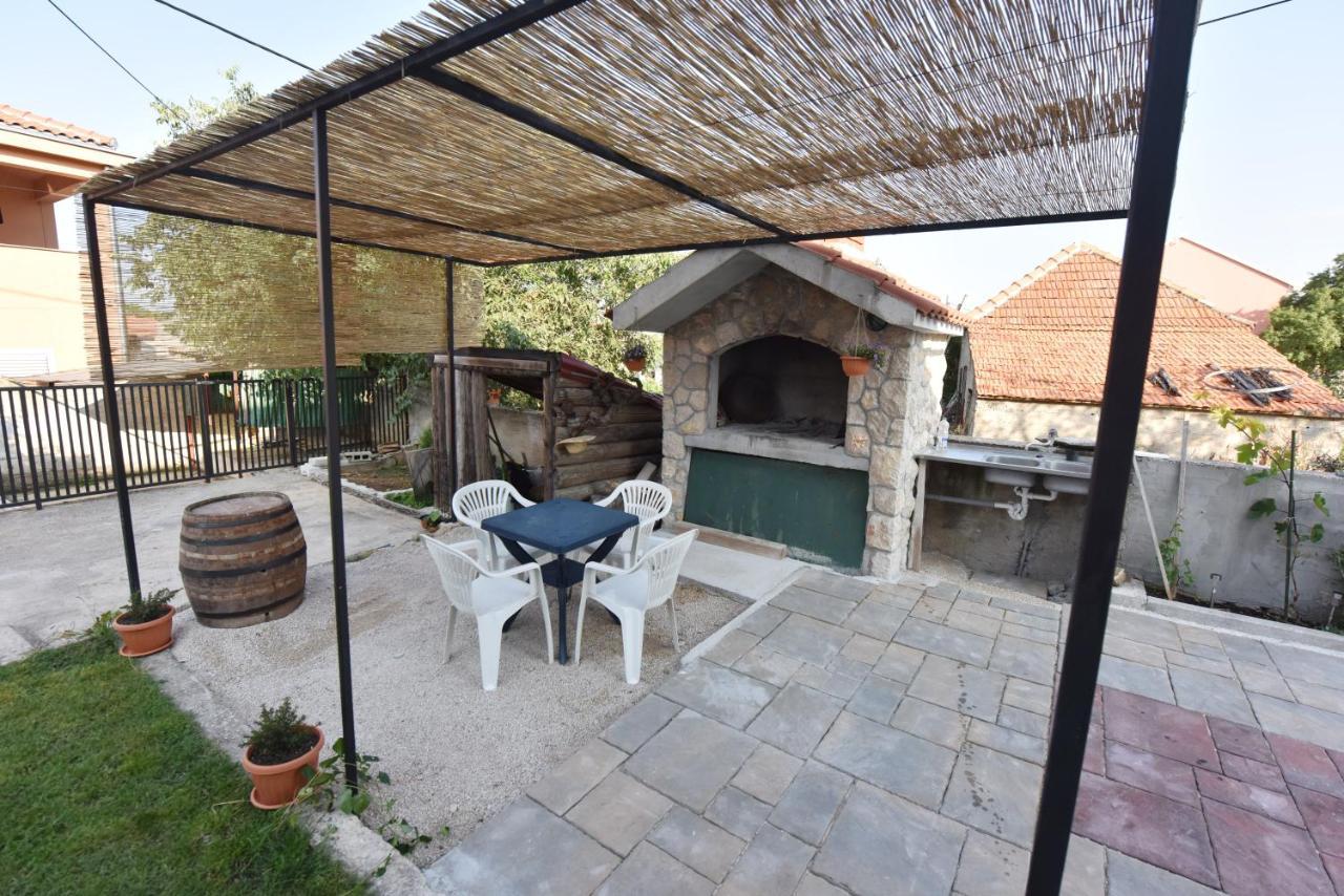 Lea Apartment Sibenik Luaran gambar