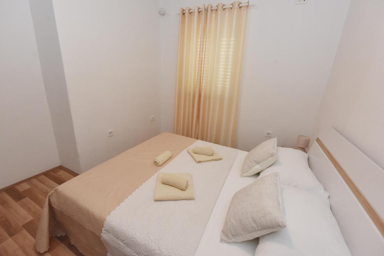 Lea Apartment Sibenik Luaran gambar