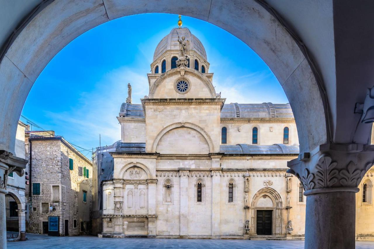 Lea Apartment Sibenik Luaran gambar
